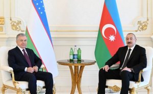 Şavkat Mirziyoyev İlham Əliyevi milli komandanın mini futbol üzrə dünya çempionu olması münasibətilə təbrik edib