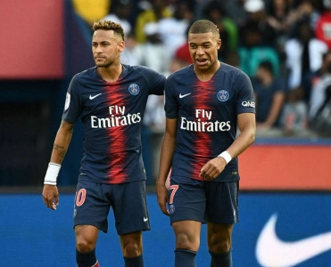 "Mbappe fenomendir, əla futbolçudur" - Neymar