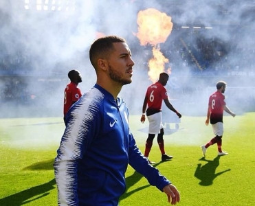 Chelsea'dən E.Hazard'a rekord  təklif