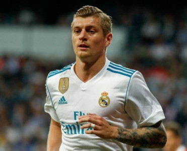 Toni Kroos Premyer Liqa klubuna doğru