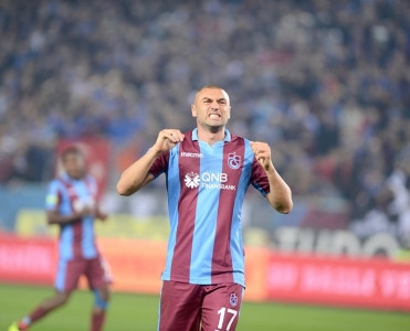 Burak Yılmaz cəzalandırıldı