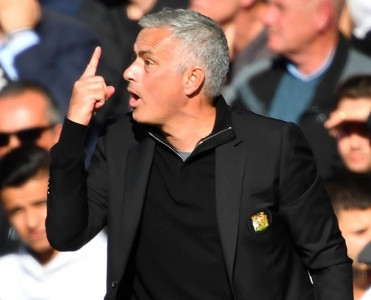 Rəhbərlik Mourinho'ya şərt qoydu