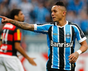 Gənc hücumçu Premyer Liqa klubnun hədəfində