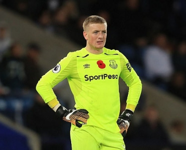 Pickford Manchester United'in hədəfində