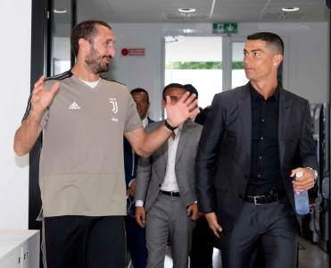 "Ronaldo 40 yaşına kimi oynaya bilər"