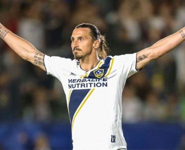 İbrahimovic Milan'a qayıdır