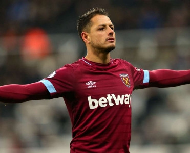 Javier Hernandez La Liqa klubuna keçir