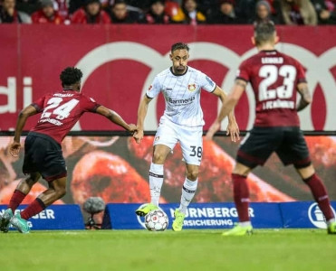 Bayer Leverkusen səfərdə xal itirdi