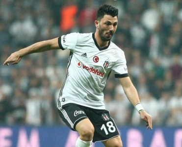 Tolgay Arslan Almaniya klubların hədəfində