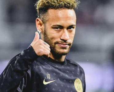 Neymar Premyer Liqaya keçməyi düşünür?