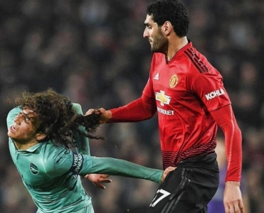 Fellaini bu hərəkətinə görə cəzalandırıla bilər - VİDEO