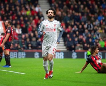 Liverpool liderliyə yüksəldi