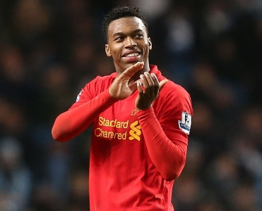 Liverpool'dan Sturridge'yə yeni müqavilə