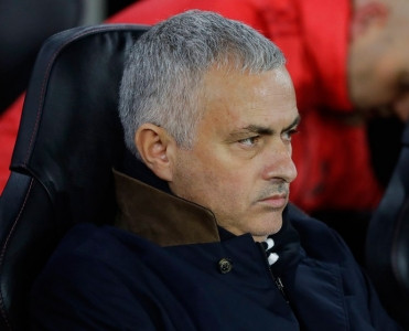 "Heç kimlə danışmamışam" - Mourinho