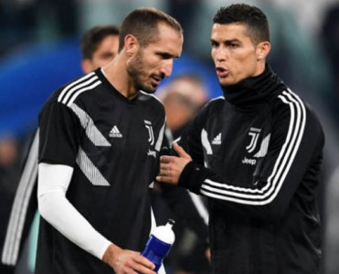 “Ronaldo heç kimi zorlamayıb”- Juventus-un kapitanı