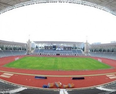 Tofiq Bəhrəmov stadionu'nun dam örtüyü uçdu - FOTO