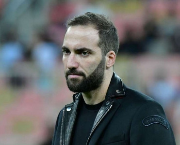 Higuain Londona getdi