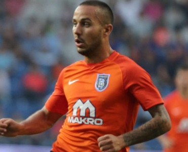 Super Liqanın lideri futbolçusunu göndərdi