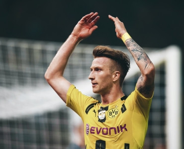 Borussia Dortmund futbolçusunu itirdi