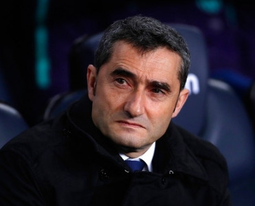 Barcelona Valverde ilə yeni müqavilə imzaladı