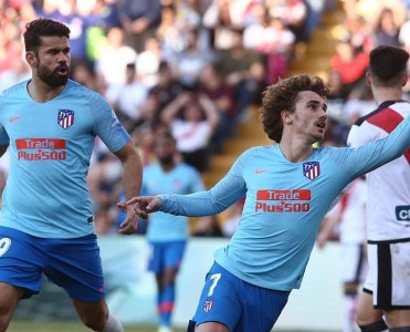 Atletico səfərdə, Barcelona evdə qələbə qazandı