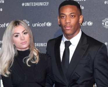 MU-nin futbolçusundan seks skandalıyla bağlı… FOTO