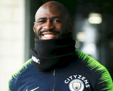 Manchester City'də yeni müqavilə