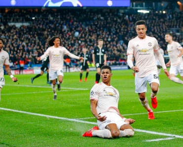 Porto və Manchester United 1/4 finalda