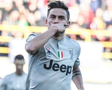 Manchester United'dən Dybala üçün 140 milyon avro