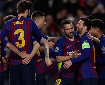 Barcelona və Liverpool 1/4 finalda