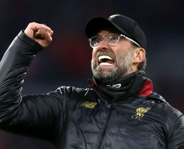 "Van Dijk haqda kitab yaza bilərəm" - Klopp