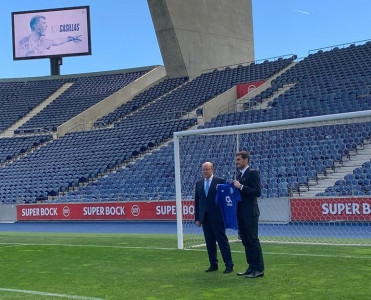 Porto'da yeni müqavilə