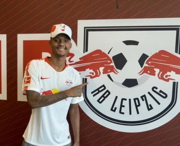 Leipzig 18 yaşlı futbolçu aldı