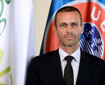 "İrqçilik halları baş verən zaman oyun dayandırılmalıdır"