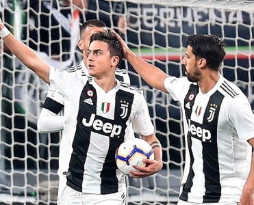 Juventus Milan'ı məğlub etdi