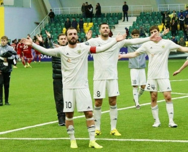 Gürcü futbolçudan Emil Balayevə dəstək - Bütün komanda olaraq onu dəstəkləyirik