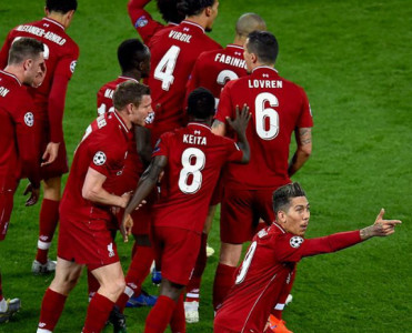 Liverpool Porto'nu, Tottenham Manchester City'ni məğlub etdi