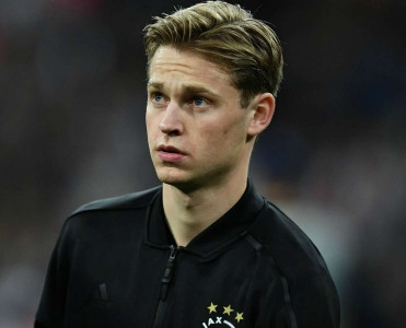 “Barcelona”nı məğlub etsək, peşman olmaram - De Jong