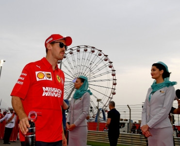 Sebastian Vettel: "Bakıda sanki sapı iynə dəliyindən keçirməlisən"