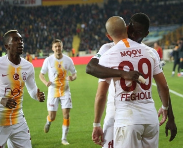 “Galatasaray” darmadağınla finalda