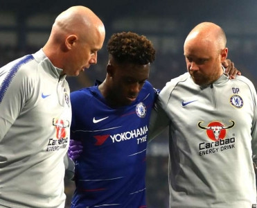 Chelsea'nin futbolçusu əməliyyat olundu