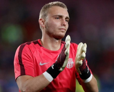 Cillessen Barcelonadan ayrılır? - Açıqladı