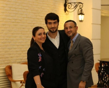 Mahir Mədətov soyadını dəyişdi - FOTO