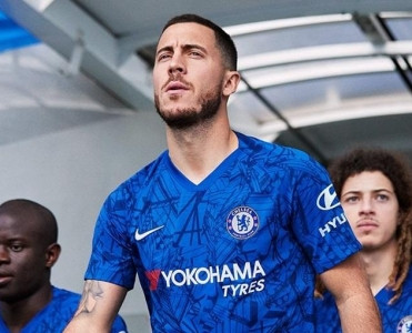 "Chelsea"nin yeni forması - FOTO