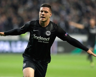 Jovic Real'la razılaşdı?