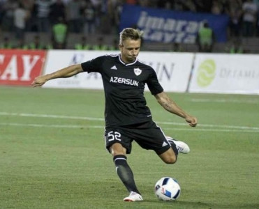 Jezniçak “Qarabağ”dan gedir