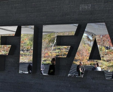 FİFA "Chelsea"nin etirazını rədd etdi