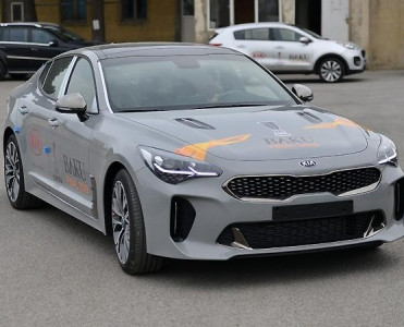 UEFA Avroliqanın finalı üçün 70 avtomobil ayırdı - FOTO