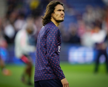 Cavaninin  200 min avroluq avtomobili oğurlandı