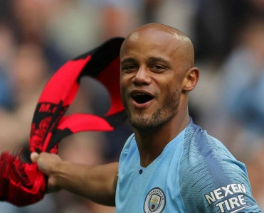 Kompany sabiq klubuna qayıdır